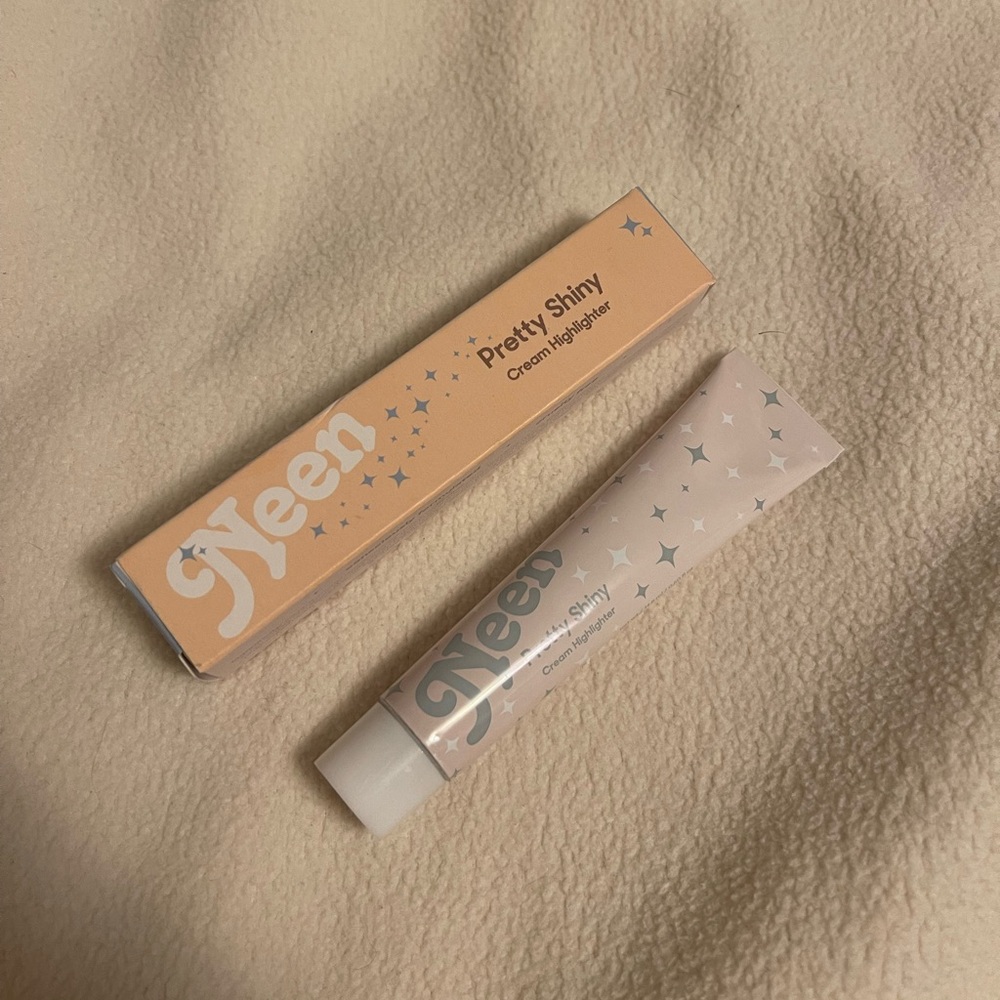Neen pretty shines cream concealer